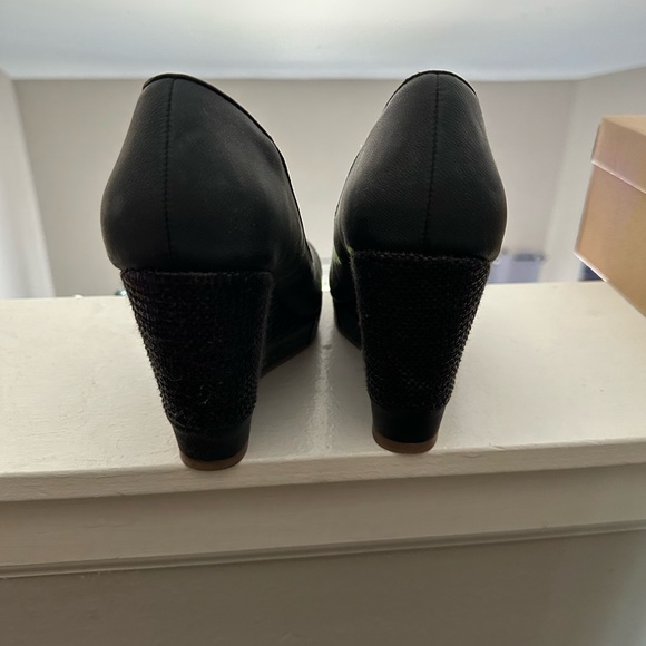 NEW call is spring wedges - Picture 4 of 4